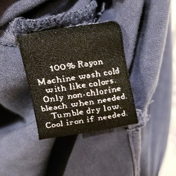 Rock & Republic Button Down Chambray Top Small - Picture 5 of 5